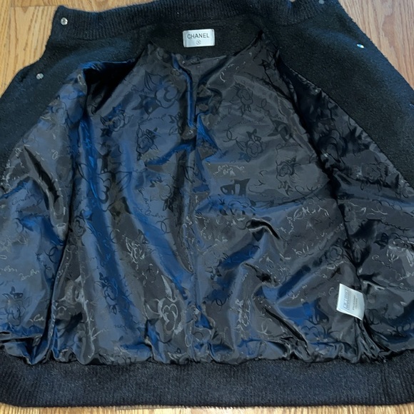 Authentic CHANEL Black Teddy Bomber Jacket - Picture 5 of 12